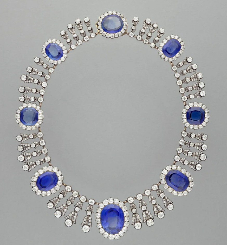Kette Louvre