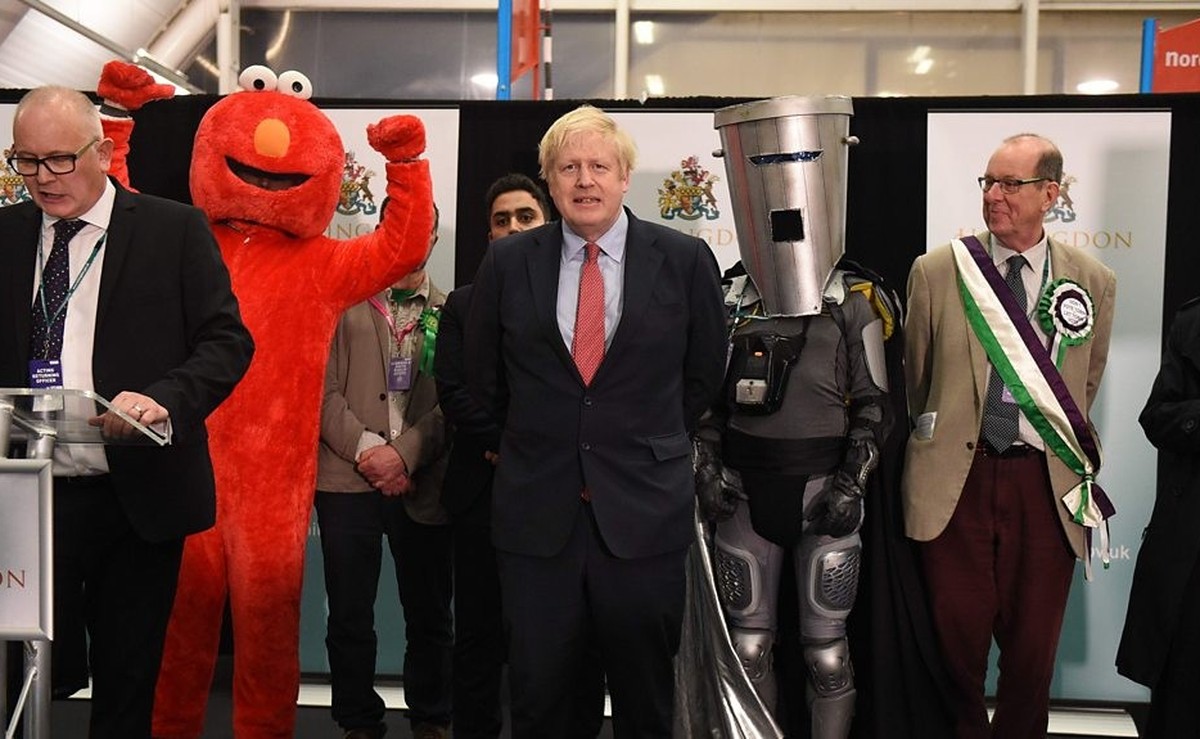 2019 election results boris johnson elmo count binface https://ichef.bbci.co.uk/images/ic/1024xn/p07xslw1.jpg