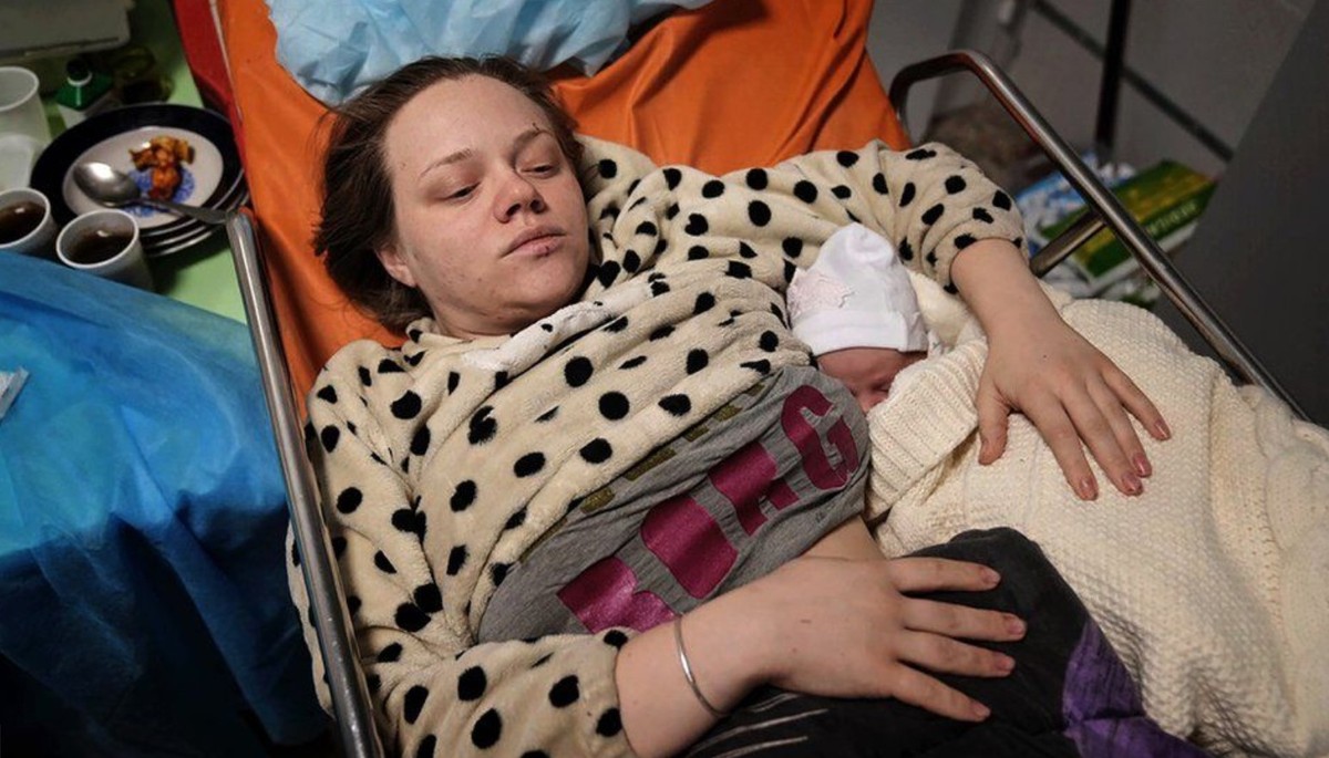 In den Tagen nach dem Angriff brachte Marianna Veronika in einem anderen Krankenhaus zur Welt.