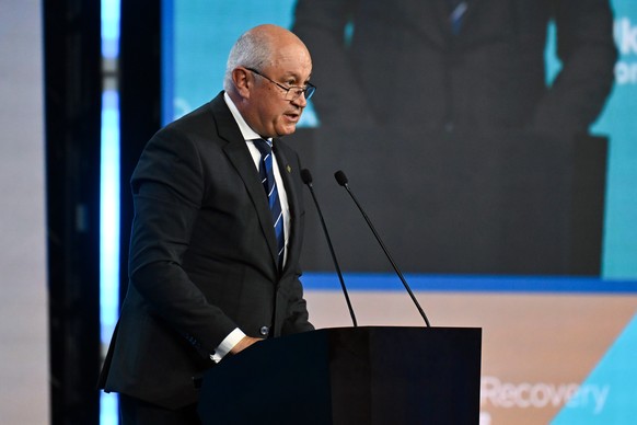 epa13063244 Prime Minister of Moldova Alexandru Munteanu speaks during the opening session of the Ukraine Recovery Conference 2026 at the European Solidarity Centre in Gdansk, Poland, 25 June 2026. Th ...