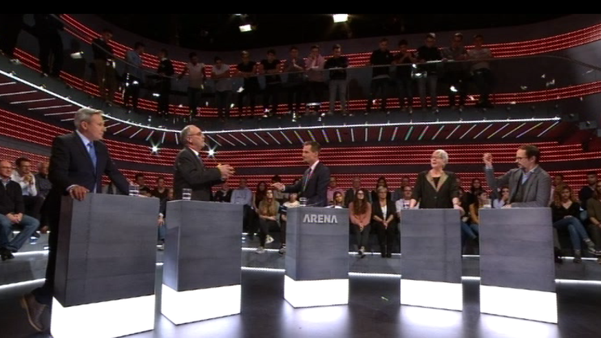 Von links nach rechts: Adrian Amstutz (SVP), Guy Parmelin (SVP), Moderator Jonas Projer, Rosmarie Quadranti (BDP), Balthasar Glättli (Grüne).