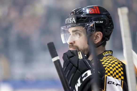 Mark Arcobello (HCL), during the regular season match of National League Swiss Championship 2024/25 between HC Lugano and HC Ambr� Piotta at the ice stadium Corner Arena, Switzerland, Monday, December ...