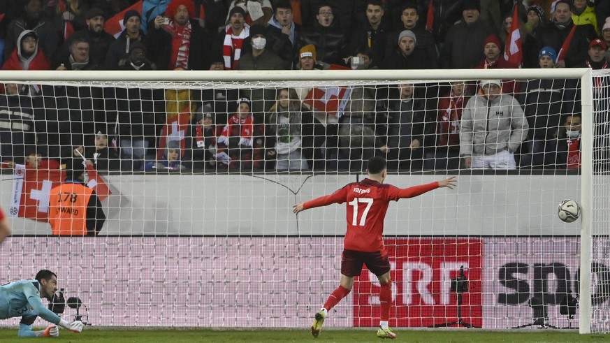 Switzerland's forward Noah Okafor, not pictured, shoots the ball on the goal post in front of Bulgaria's goalkeeper Ivan Karadzhov, left, during the 2022 FIFA World Cup European Qualifying G ...