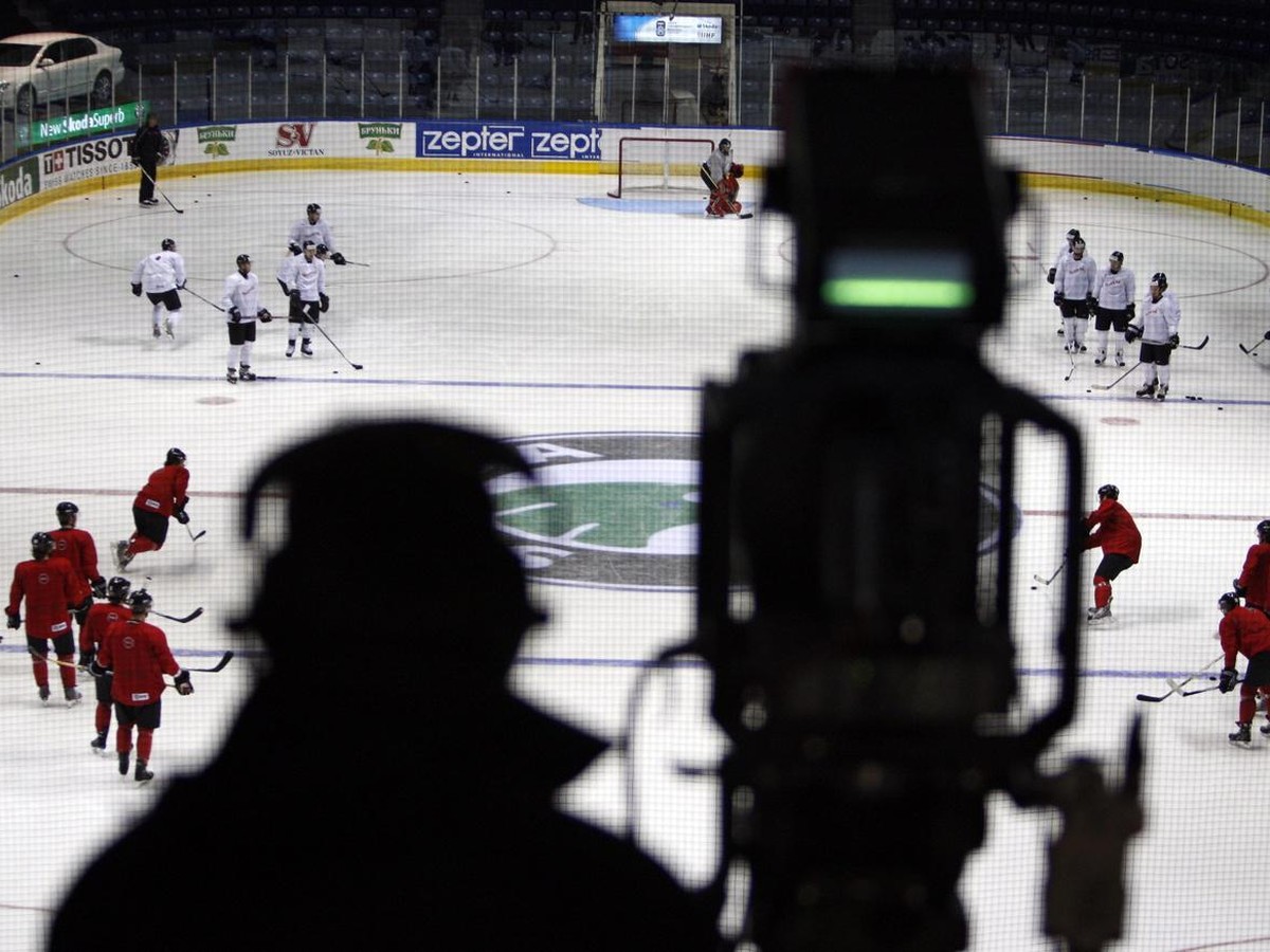 SRF und die Hockey-Rechte TV-Politik auf Kosten von Romandie und Tessin