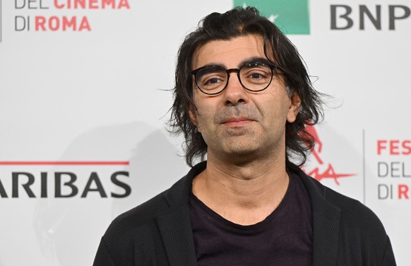 epa10252304 German director Fatih Akin poses during a photocall for the movie &#039;Rheingold&#039; at the 17th annual Roma International Film Festival in Rome, Italy, 19 October 2022. The Festa del C ...