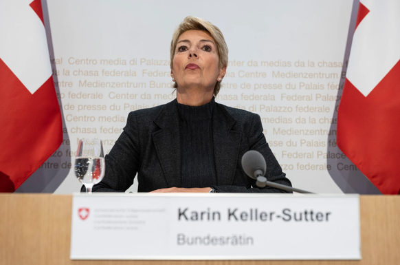 Hat den Überblick über die Staatskasse: Keller-Sutter sieht die Lage angespannt.