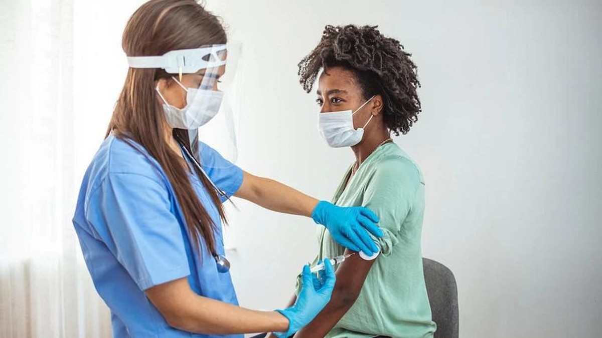 «La vaccination devrait se faire où les jeunes se trouvent, à l'école ou l'uni»