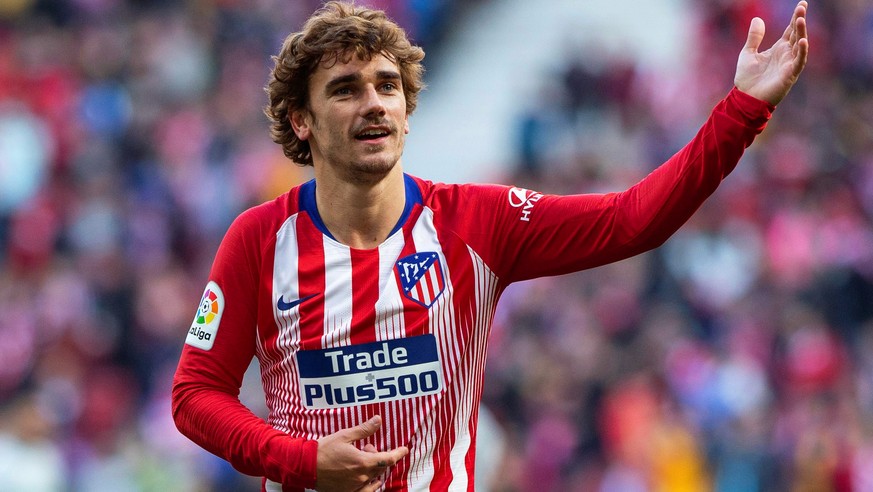 epa07322273 Atletico Madrid&#039;s forward Antoine Griezmann celebrates after scoring the 1-0 lead during the Spanish La Liga soccer match between Atletico Madrid and Getafe CF in Madrid, Spain, 26 Ja ...