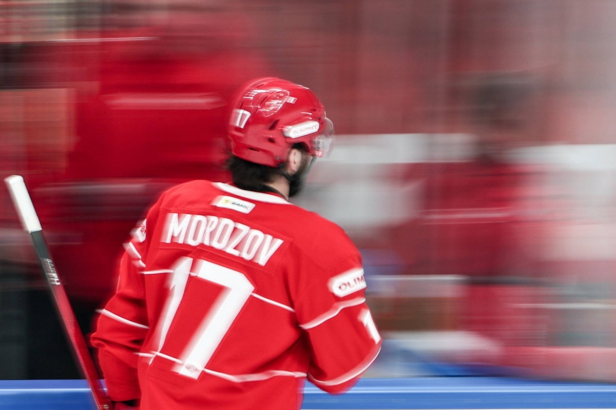 RUSSIA, MOSCOW - FEBRUARY 15, 2026: Spartak s Ivan Morozov celebrates scoring a goal in a 2025/26 KHL Regular Season Ice hockey, Eishockey match between Spartak Moscow and Dinamo Minsk at Megasport Ar ...