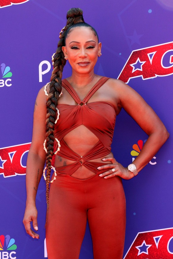 America s Got Talent Season 21 Press Day America s Got Talent Season 21 Press Day at the Pasadena Civic Center on March 24, 2026 in Pasadena, CA Featuring: Mel Brown, aka Mel B Where: Pasadena, Califo ...