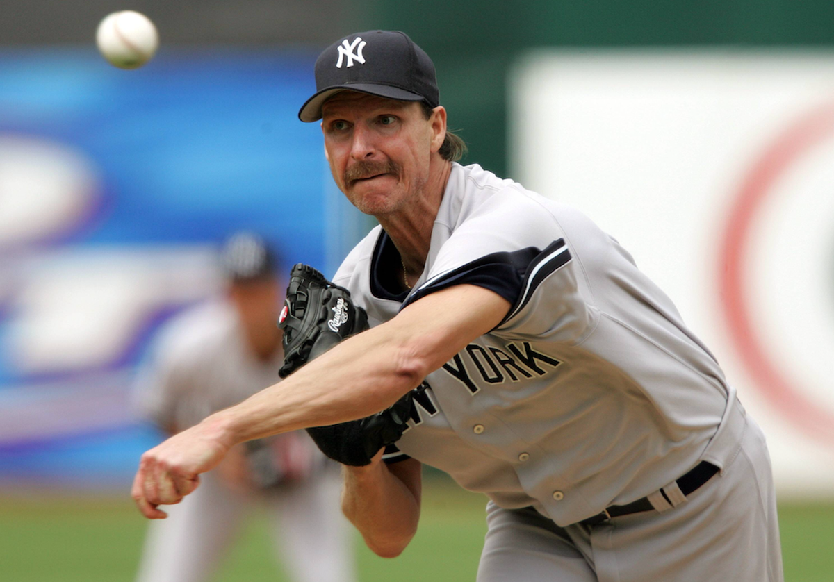 Pitcher Randy Johnson (New York Yankees) - PUBLICATIONxINxGERxSUIxAUTxHUNxONLY (Icon9412735) Baseball Herren MLB 2005, Major League, New York Yankees, NY, N Y Einzelbild Oakland Dynamik, EDITORIAL USE ...