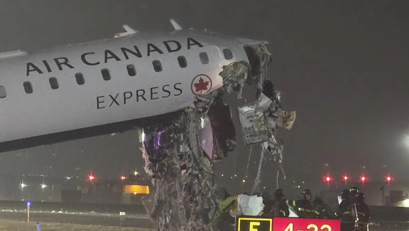 plane new york accident