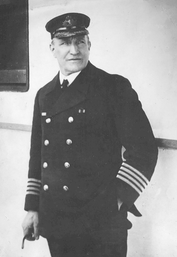 William Turner, Kapitän der Lusitania.
https://upload.wikimedia.org/wikipedia/commons/c/cb/William_Turner_captain_of_the_Lusitania.jpg