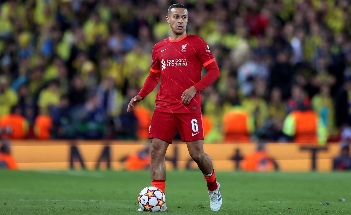 Thiago Alcantara ist zum unbestrittenen Denker und Lenker im Liverpool-Spiel geworden.