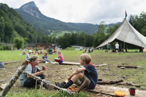 Pfadfinder, Pfadi. Kinder und Jugendliche, fotografiert im Sommerlager am 9. Juli 2021 in Giswil, Kanton Obwalden. (KEYSTONE/Gaetan Bally)