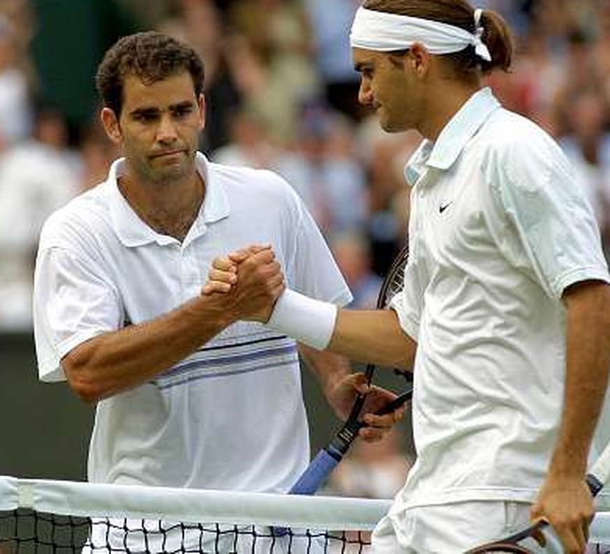Mit einem Return für die Ewigkeit beendet Federer die Wimbledon-Ära des grossen Sampras
