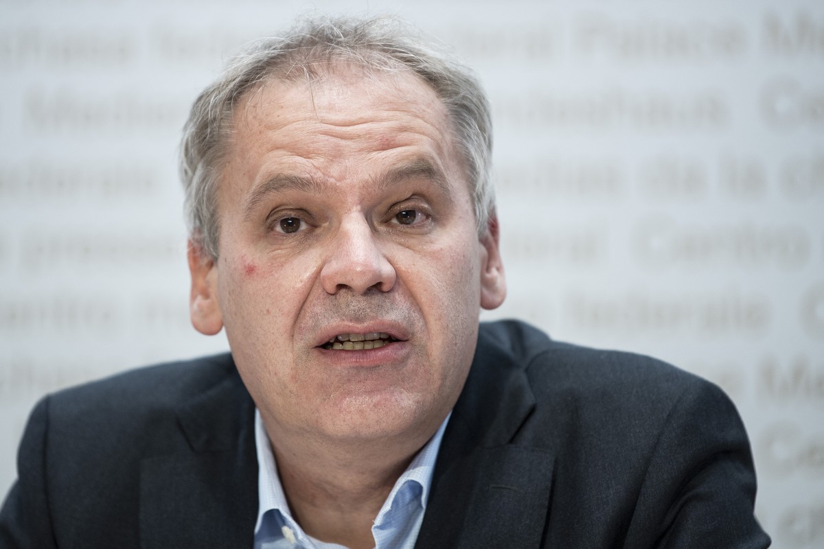 Patrick Mathys, Leiter Sektion Krisenbewaeltigung und internationale Zusammenarbeit, Bundesamt f�r Gesundheit BAG, aeussert sich an einem Point de Presse zur Covid 19 Situation, am Dienstag, 12. Oktob ...