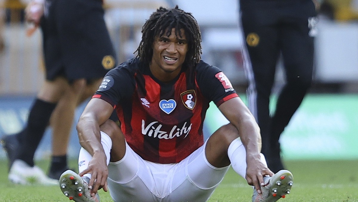 epa08574336 (FILE) - Bournemouth's Nathan Ake dejected after the English Premier League match between Wolverhampton Wanderers and AFC Bournemouth in Wolverhampton, Britain, 24 June 2020 (re-issue ...