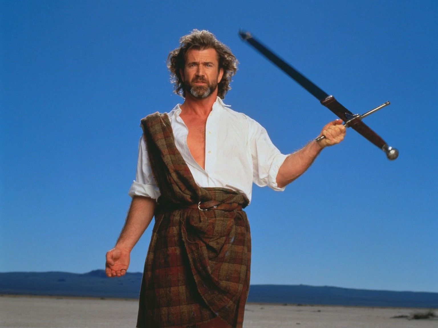 Werbefotoshooting mit Mel Gibson als dem legendären schottischen Krieger William Wallace für das epische Historiendrama „Braveheart“ aus dem Jahr 1995.