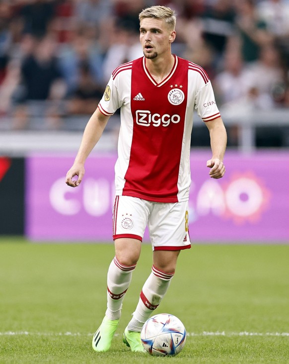 AMSTERDAM - Kenneth Taylor of Ajax during the Dutch Eredivisie match between Ajax Amsterdam and SC Cambuur Leeuwarden at the Johan Cruijff ArenA on September 3, 2022 in Amsterdam, Netherlands. ANP MAU ...