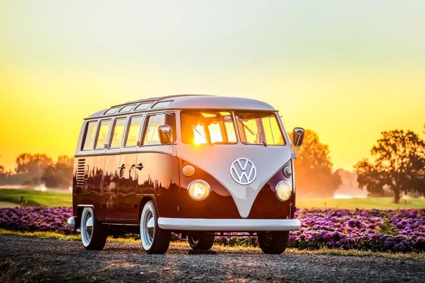 Restored 1966 Volkswagen Type 2 Bus
Bid to USD $40,750 on 8/14/19

https://bringatrailer.com/listing/1966-volkswagen-bus-8/