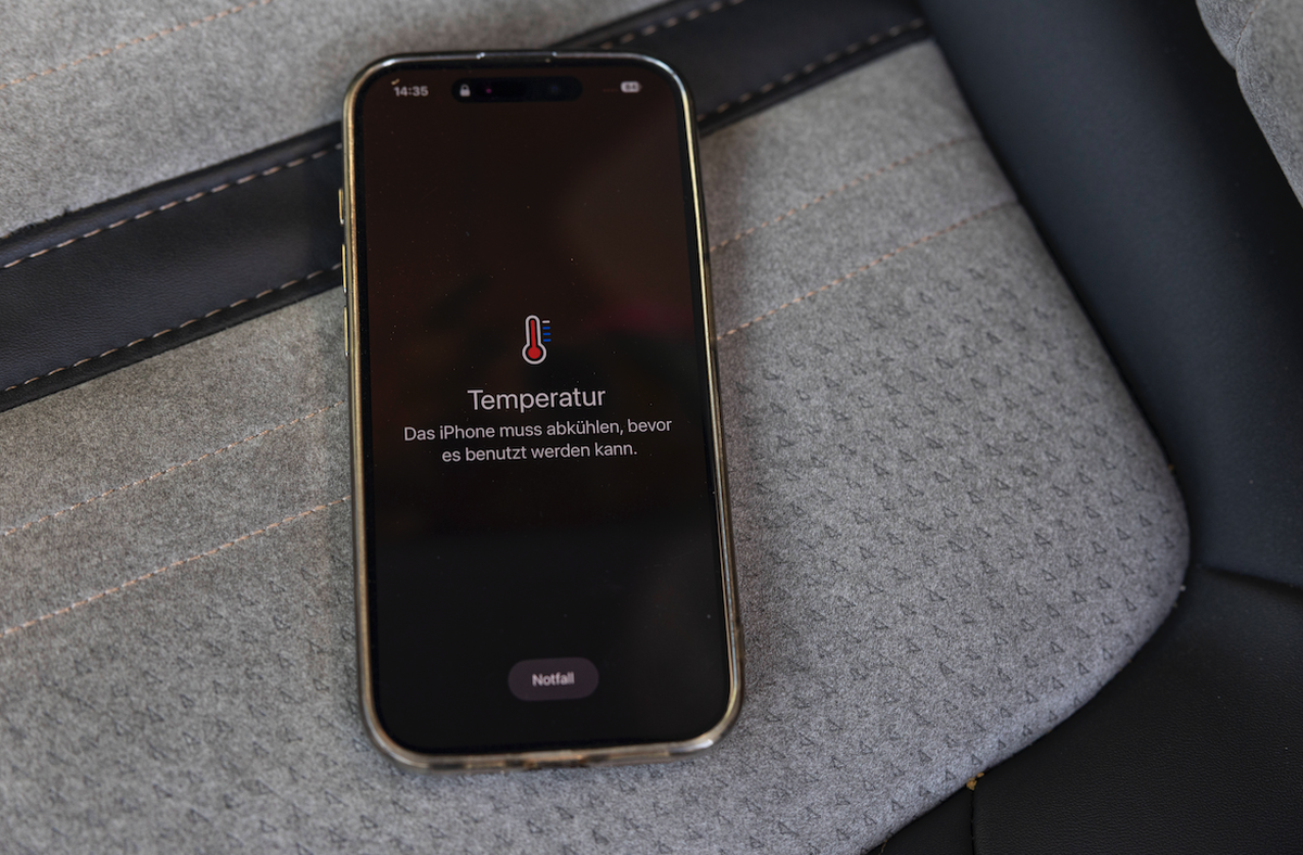 Handy iPhone überhitzt Sommer Hitze