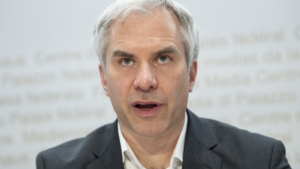 Martin Ackermann, Praesident, National COVID-19 Science Task Force aeussert sich zur Entwicklung der Covid-19 Pandemie am Dienstag, 29. Dezember 2020, in Bern. (KEYSTONE/Peter Schneider)