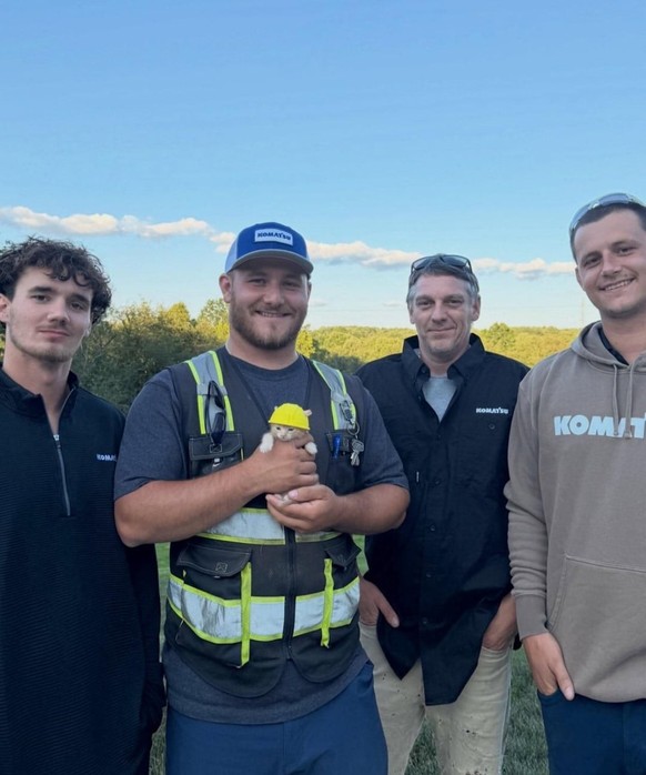 cute news tier katze

https://www.reddit.com/r/BeAmazed/comments/1vxotwx/a_construction_crew_in_barberton_ohio_rescued_an/