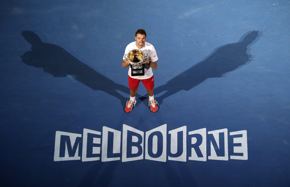 ZUM SCHWEIZER DUELL ZWISCHEN ROGER FEDERER UND STAN WAWRINKA IM HALBFINAL DER AUSTRALIAN OPEN 2017 STELLEN WIR IHNEN FOLGENDES BILDMATERIAL ZUR VERFUEGUNG - epa04042463 Stanislas Wawrinka of Switzerla ...