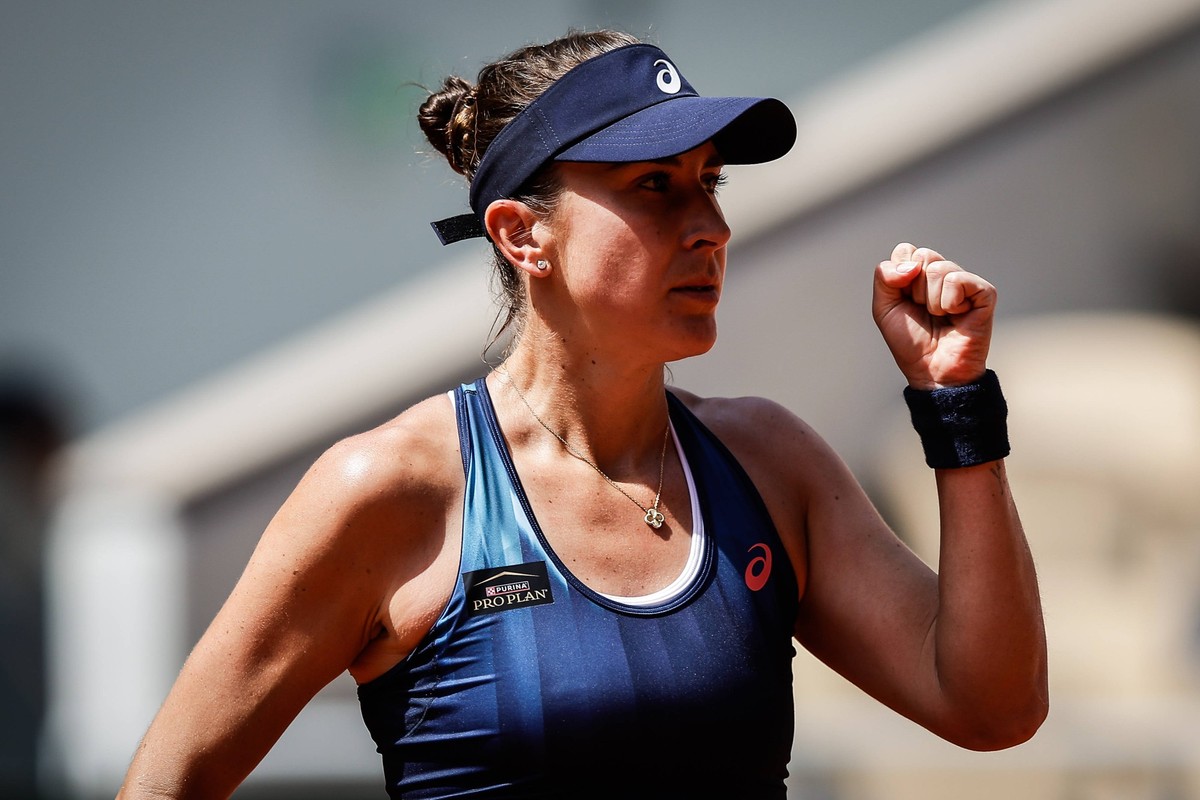 May 24, 2026, Paris, France, France: Belinda BENCIC of Swiss celebrates his point during the first day of the Roland-Garros 2026, French Open 2026, Grand Slam tennis tournament at Roland-Garros Stadiu ...