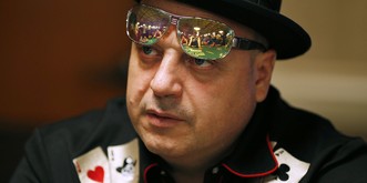 Dein Pokerface nützt dir nichts: Zeig im Quiz, was du über das Geldspielgesetz weisst!