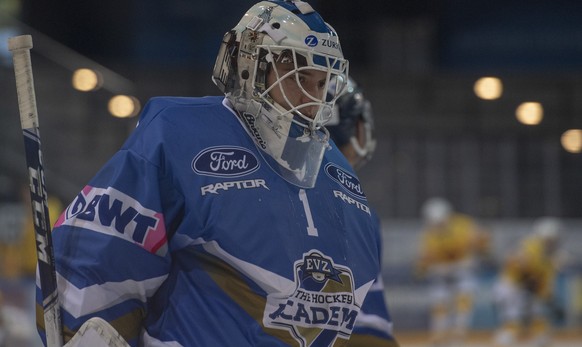 Torhueter Gianluca Zaetta von der EVZ Academy vor dem Spiel anlaesslich der ersten Runde des Swiss Ice Hockey Cups 2019/20 zwischen dem EVZ Academy und dem SC Bern am Dienstag, 10. September 2019, in  ...