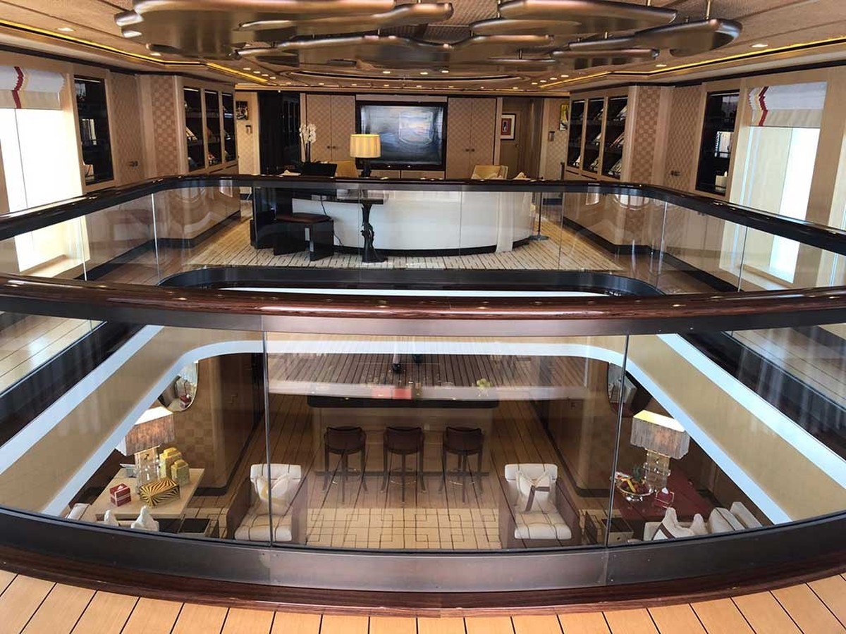 L'atrium, au centre du navire.