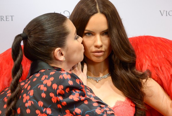 Victorias Secret Angel Adriana Lima unveils her Madame Tussauds New York wax figure at Victoria&#039;s Secret Herald Square on Monday, Nov. 30, 2015, in New York. (Photo by Evan Agostini/Invision/AP)