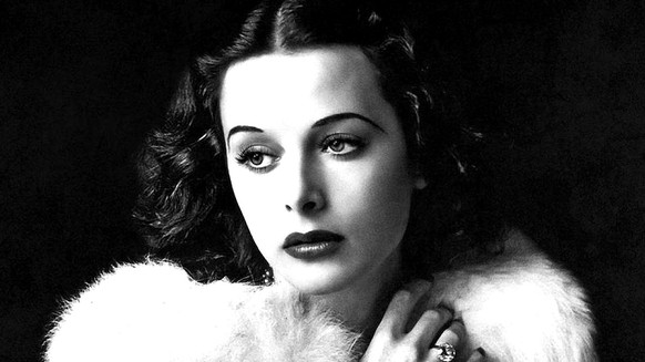 Hedy Lamarr
https://zeitgeistfilms.com/film/bombshellthehedylamarrstory