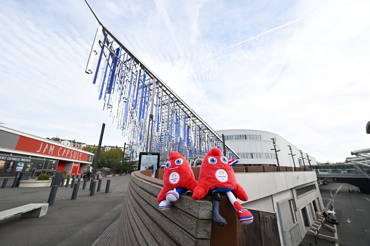 A general view of the Paris Expo Porte de Versailles in Paris, France on September 26, 2023. The Paris Expo Porte de Versailles will host the Volleyball, Table tennis, Tischtennis Handball and Weightl ...