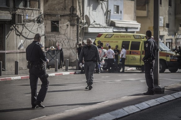 Tatort Tel Aviv: Ein Soldat wurde lebensgefährlich verletzt.