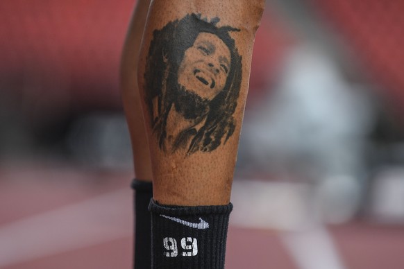 Ein Tattoo von Berner Guillaume Hoarau fotografiert im Fussball Meisterschaftsspiel der Super League zwischen dem Grasshopper Club Zuerich und den Berner Young Boys im Letzigrund, am Samstag, 29. Juli ...