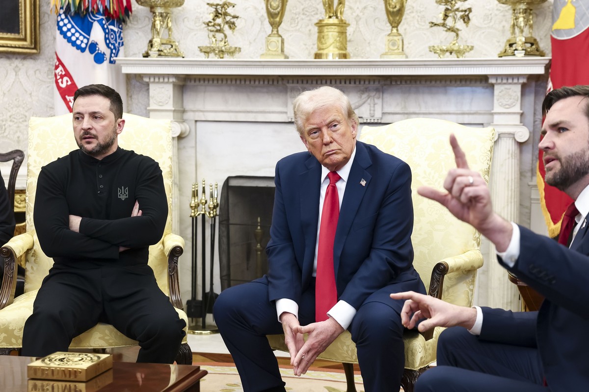 epa11930772 US Vice President JD Vance (R) speaks during a meeting between US President Donald Trump (C) and Ukrainian President Volodymyr Zelensky (L) in the Oval Office of the White House in Washing ...