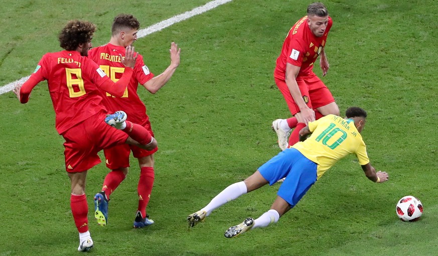 epa06869562 Neymar (R) of Brazil in action during the FIFA World Cup 2018 quarter final soccer match between Brazil and Belgium in Kazan, Russia, 06 July 2018.

(RESTRICTIONS APPLY: Editorial Use On ...