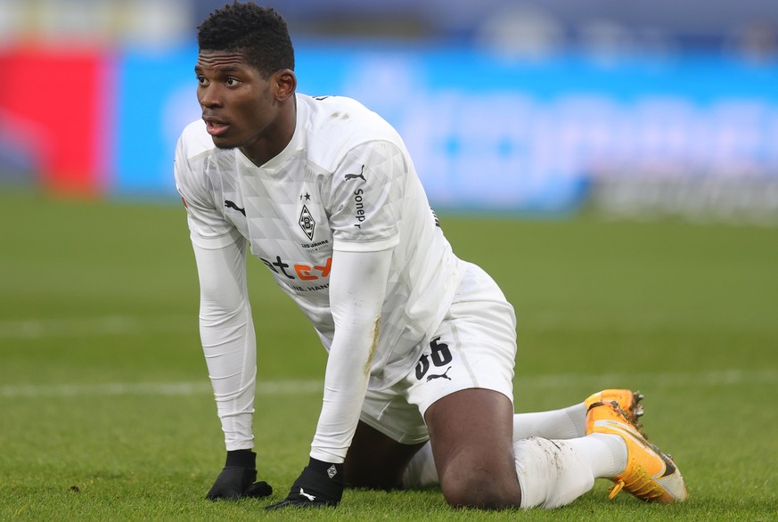 epa08915309 Moenchengladbach&#039;s Breel Embolo reacts during the German Bundesliga soccer match between DSC Arminia Bielefeld and Borussia Moenchengladbach in Bielefeld, Germany, 02 January 2021. EP ...