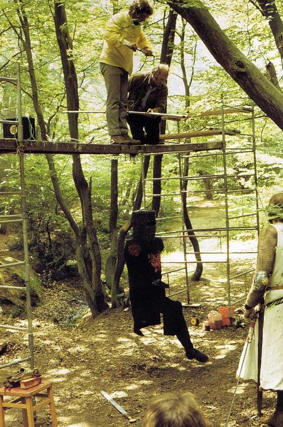 Behind the scenes of the Black Knight fight from Monty Python and the Holy Grail.