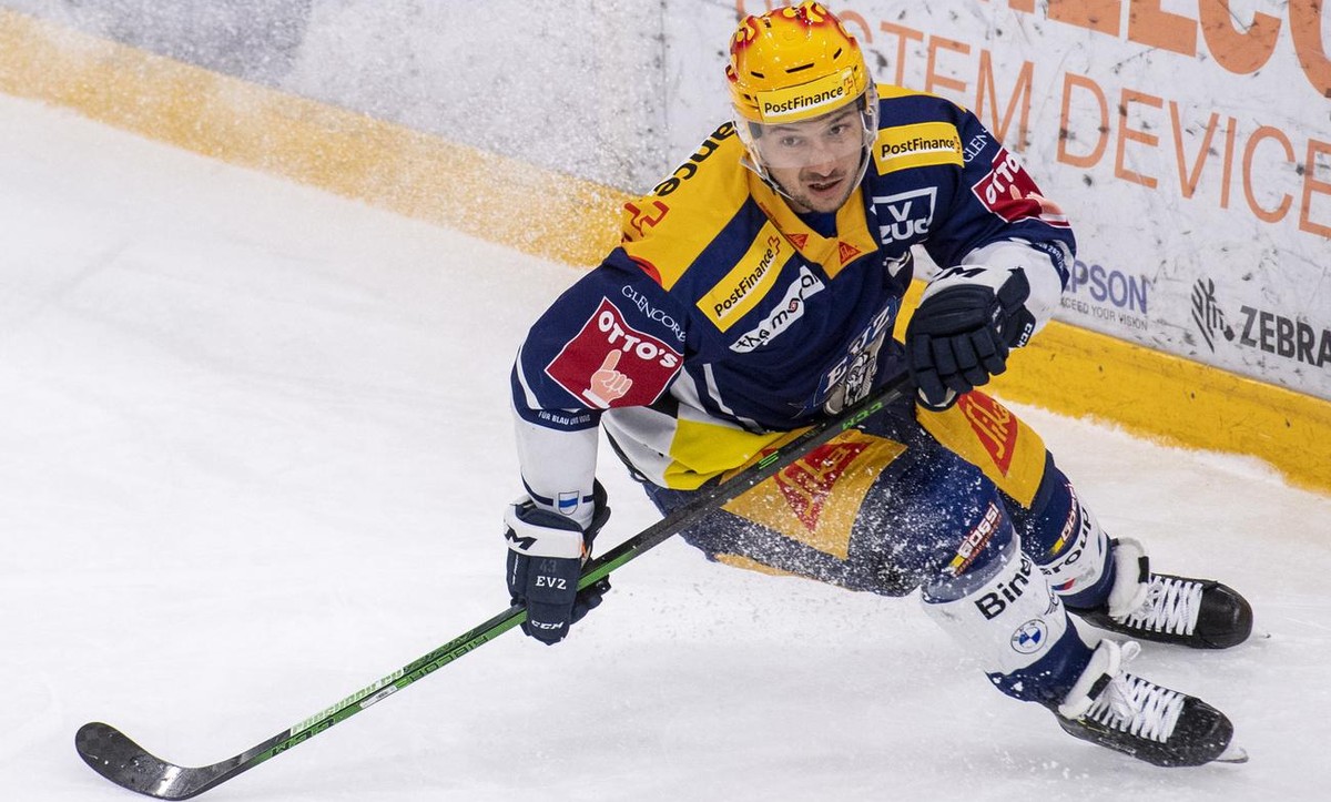 Der PostFinance Topscorer Jan Kovar von Zug beim Eishockey Meisterschaftsspiel in der Qualifikation der National League zwischen dem EV Zug und den ZSC Lions vom Samstag, 20. Maerz 2021 in Zug. (PostF ...