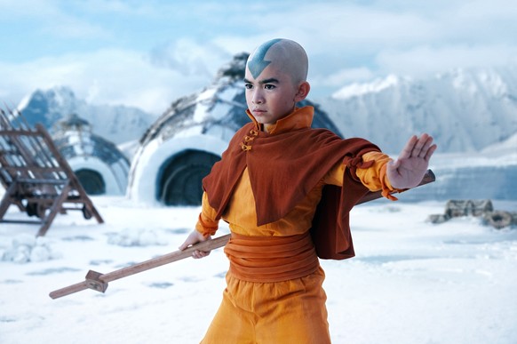 Avatar: The Last Airbender.  Gordon Cormier as Aang in Episode 101 of Avatar: The Last Airbender.  kr.  Robert Falconer/Netflix © 2023