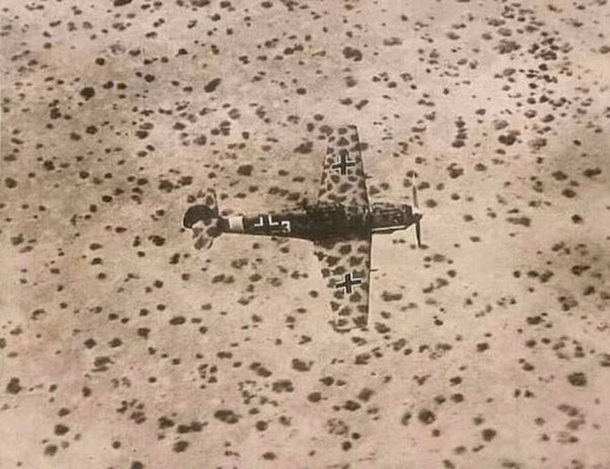 Messerschmitt 109-E – wenn Flugzeugtarnung gut funktioniert. 
Imperial War Museum