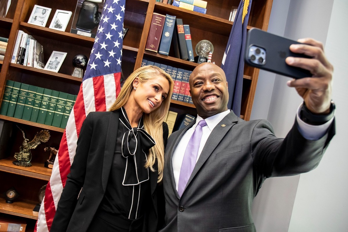TIMESGRAB of Senator Tim Scott and Paris Hilton