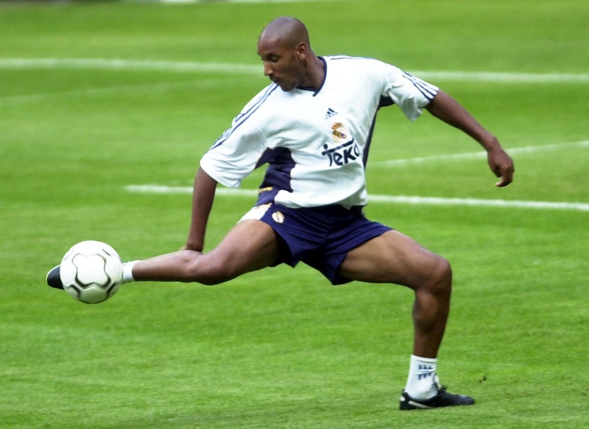 Real Madrid's French striker Nicholas Anelka controls the ball during a training session at the St. Denis Stadium in Paris, Tuesday, May 23, 2000. Real Madrid play Valencia in the UEFA Champions  ...