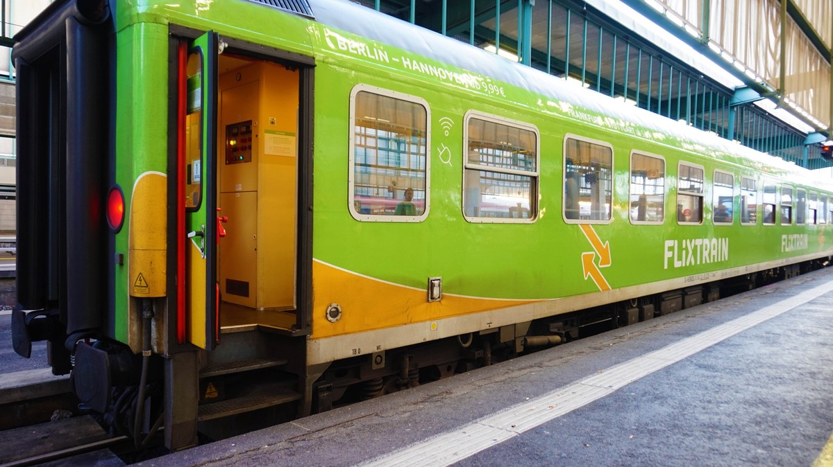 Flixtrain