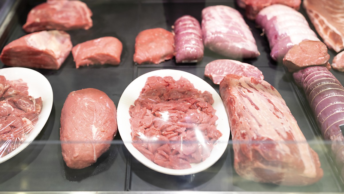 Der Verzicht auf Fleisch und weitere tierische Produkte ist seit geraumer Zeit ein heiss diskutiertes Thema. Gemäss einer neuen Studie von Tier im Fokus leben insbesondere Frauen zwischen 18 und 39 Ja ...