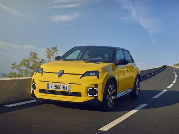 Renault R5 image bank media Test-Drive, from September 21 to 23th 2024 at Nice, France - Photo Yannick Brossard / DPPI